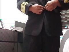 Pilot shows his big fuck ass in camera after flight training
