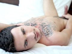 Summertime anal with Lucas Knight and Bray Love