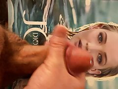Cumming for Jennifer Lawrence and licking it up