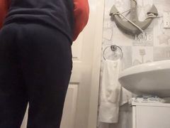 Came here drink my pee and swallow my cum