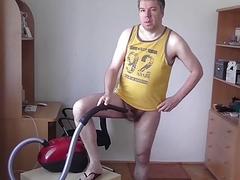 Nasty dude gets turned on by a vacuum cleaner