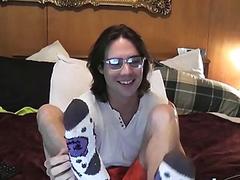 Shaggy jock Zack Randall teases with hot abs and jerking off