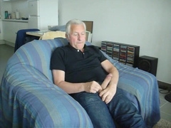 Str8 daddy a quick wank 15