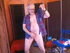 White, average body, mature