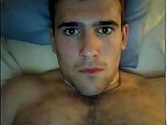 Webcam Hunk Beating Off At Home