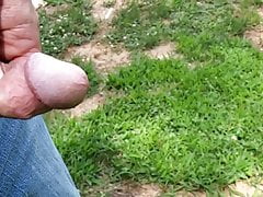 Small dick pissing in super slow motion outside