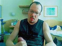 Stiff Candy Unloads Sweets (Gigantic Popshot)