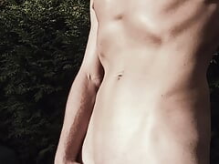 Most erotic piss video? I guess it is. Skinny guy piss outdoor in the sunlight