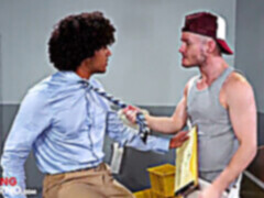 Taťkové, going knuckle deep, fisting gay