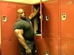 Muscle Fucker Kaydon Joe