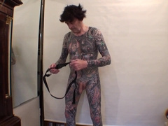 Tattoo Man Pinnomen Had a Supah Cock-squeezing Mid-body