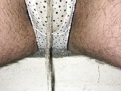 Quick panty piss out on the beach