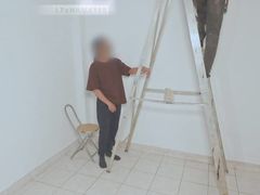 I show my naked body to the painter, and he gives me good comments