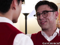 Beefy Archie Paige shoves his meat into Donovans tight butthole