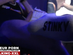 23 - BAD FELLOW PLAYS WITH HIS NIKE SHOX