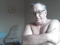 Daddy cums on cam