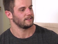 Leo Fuentes offer free rent for hard fuck