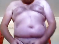 Aussie daddy bear wanking