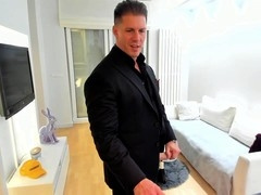 Amateur Uncut Solo Wank