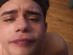 THIS GUY KNOWS HOW TO SUCK COCK