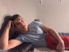 Episode 3: Letting my roommate worship my muscles - A story of desire and admiration