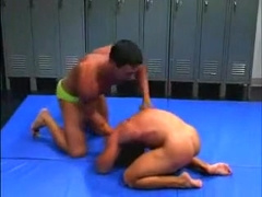 Wrestling in Sfetishdos
