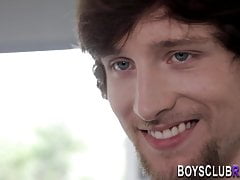 Gay amateur gets face jizzed