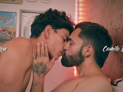 DAVELION FOLLANDO CON SU PRIMO