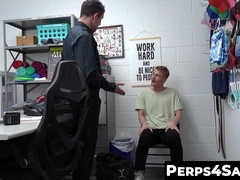 Perps4Sale.com - Blond twink Braden Taylor barebacked deep by Jesse Zeppelin