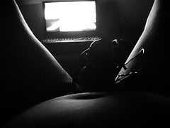 An Estimming Night with Close Up.