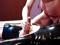 Milking on 5 December 2021