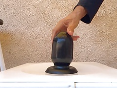 big black plug