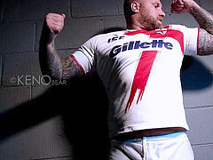 k3n0cub super-sexy blond bear