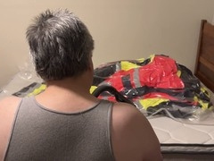 Gay bondage and breath play with Strapskinks