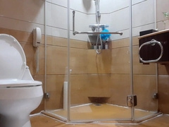 A Asian motel maid installed a camera in the douche of a Russian businessman