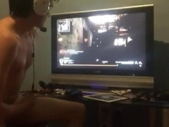 Twink Plays Call of Duty and Cums9999