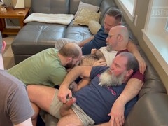 Seattle dad joins wild wolf gang-bang at a football party