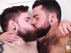 BEARFILMS Claudio White Humped Tony Rivers After Mutual ORAL PLEASURE