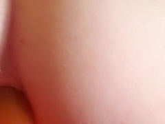 Streching my Litttle Fuck-Hole