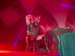 Going knuckle deep Spectacle Pop Porno Soiree