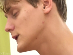 It All Started With A Kiss - Foursome Gay Twink Tube