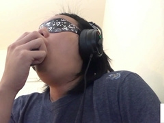 observe how long I can hold a deep-throat