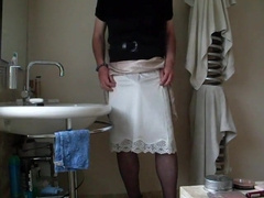 Demurely dressed crossdresser wanking and cumming 6