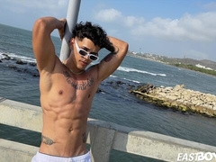 Compilation of the hottest upcoming scene with kinky dudes