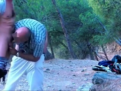 Amateur cruising in the woods