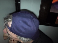 GLORYHOLE COCK SUCKING