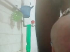 Tamil bathroom time
