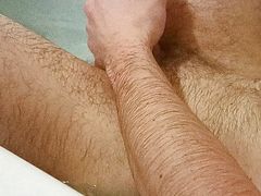 Chill in my bath - Masturbation