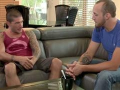 Ripped mature daddy gets pounded before receiving a hot money shot