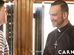 Staghomme Bastian Karim smacked asshole licked and smashed by Nicholas Bardem